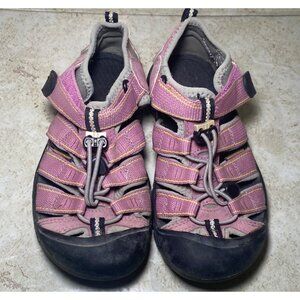 Keen Newport H2 Pink/Gray Waterproof Closed-Toe Sandals Gorpcore Hiking Comfort